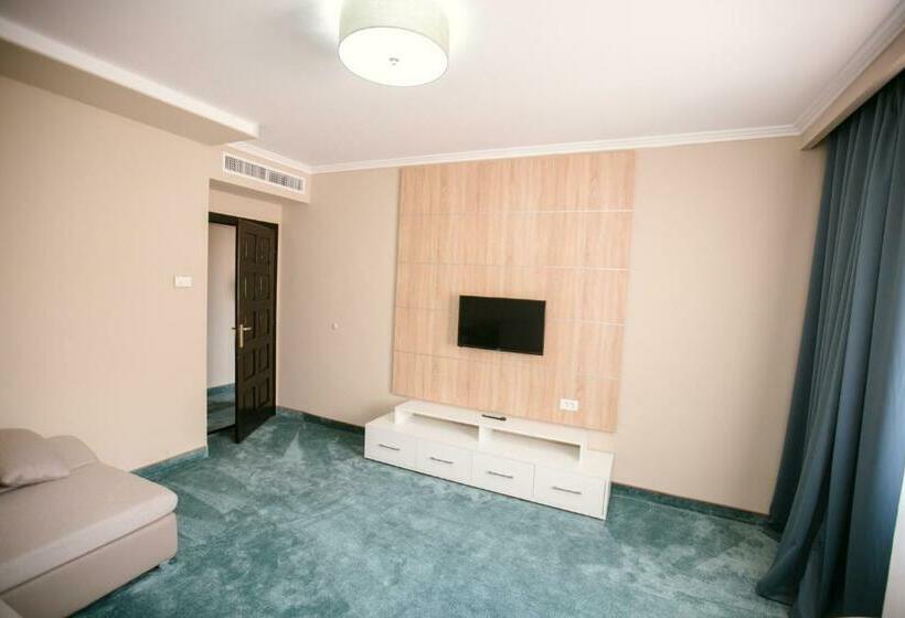 סוויטה, Complex Turistic Monaco