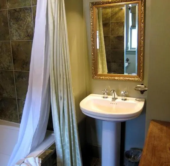 اتاق استاندارد, Fairholm Boutique Inns