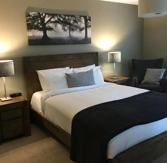 اتاق استاندارد با بالکن, Fairholm Boutique Inns