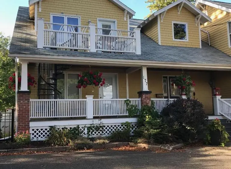 اتاق استاندارد با بالکن, Fairholm Boutique Inns
