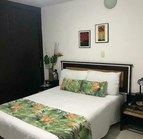 Economy Zimmer, Meson De Las Flores