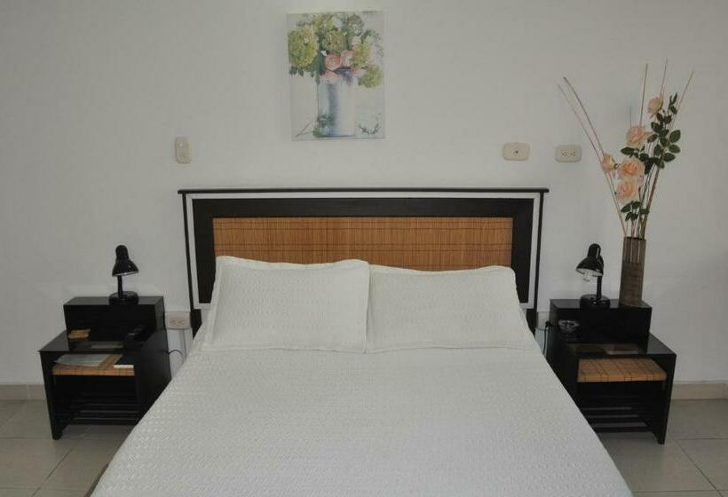 Economy Zimmer, Meson De Las Flores