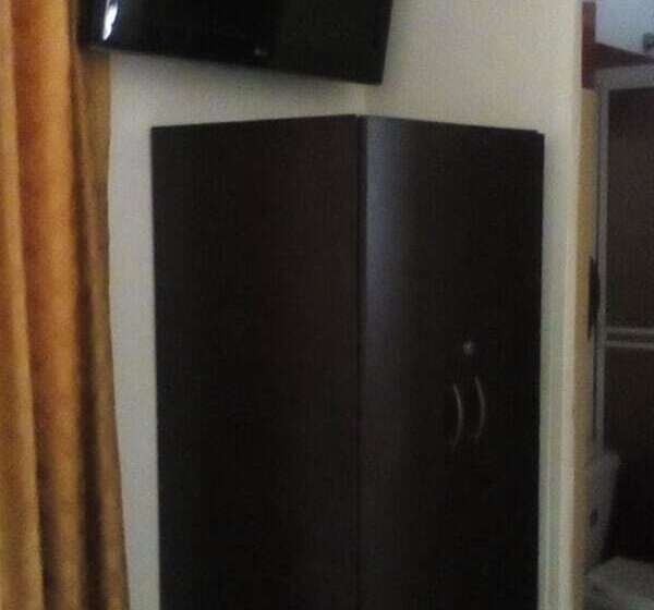 غرفة قياسية, Sol Y Luna