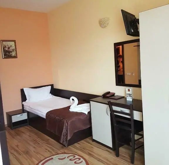 Standard Yhden Hengen Huone, Motel Imperial