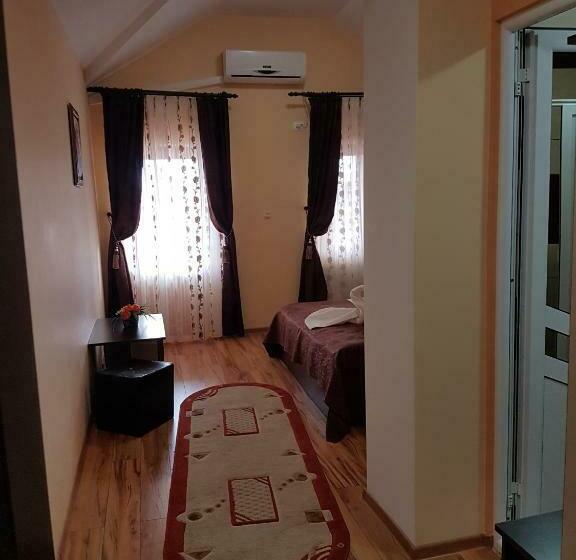 اتاق استاندارد با بالکن, Motel Imperial