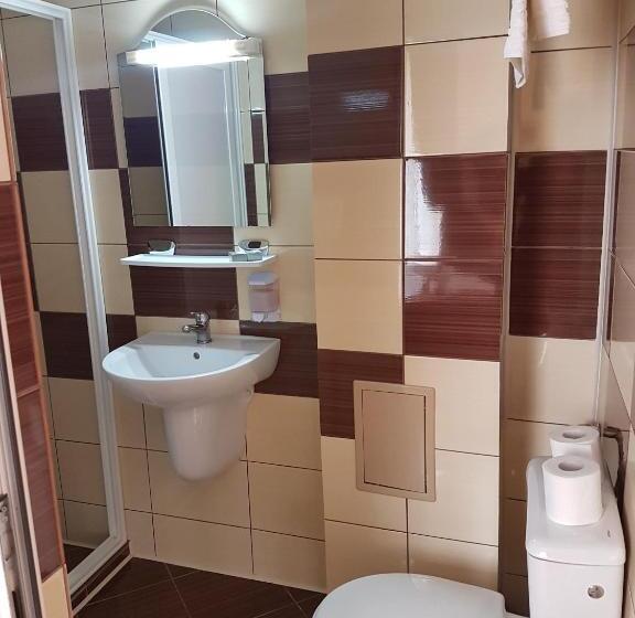 اتاق استاندارد, Motel Imperial