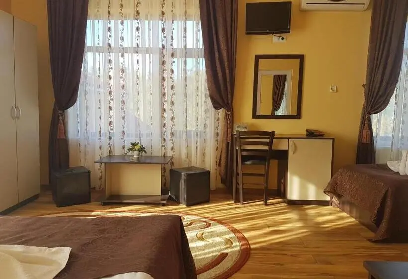 Standard Kolmen Hengen Huone, Motel Imperial