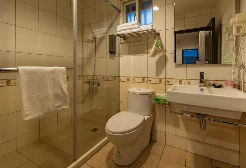 اتاق کلاسیک چهارنفره, Yesday B&b