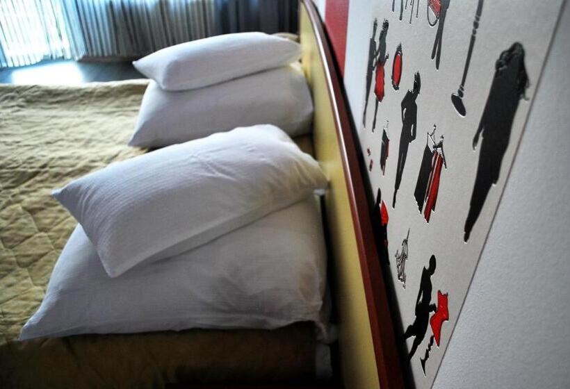 标准间, Vila Meteor