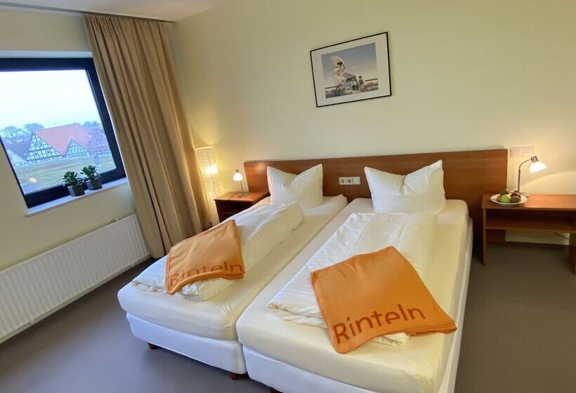 기본룸, Bruckentor