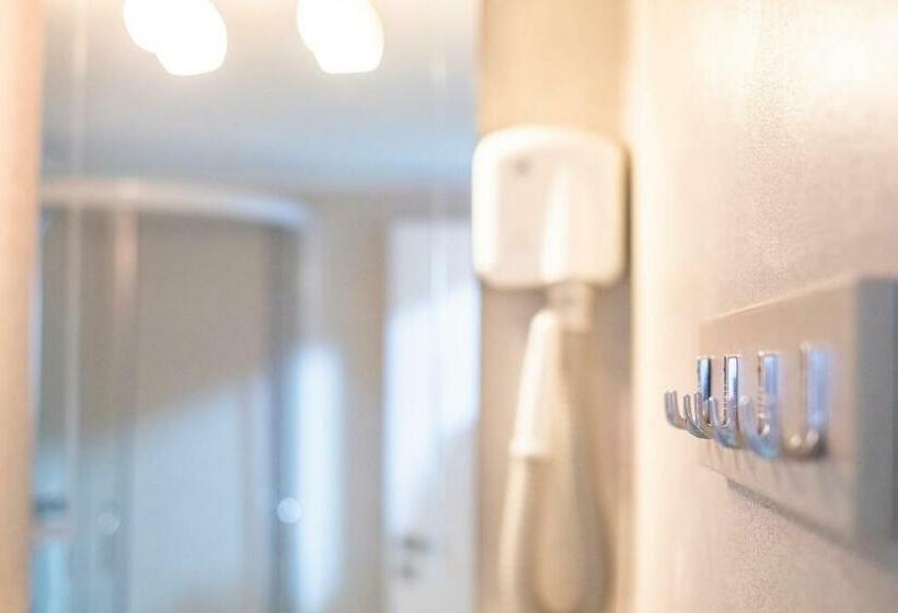 سوییت, Casa Gabriela