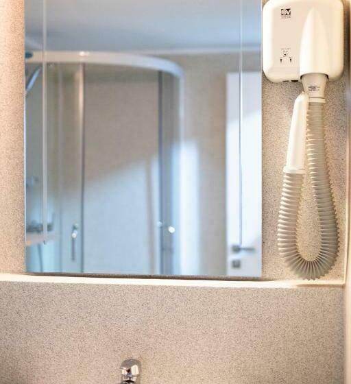 سوییت, Casa Gabriela