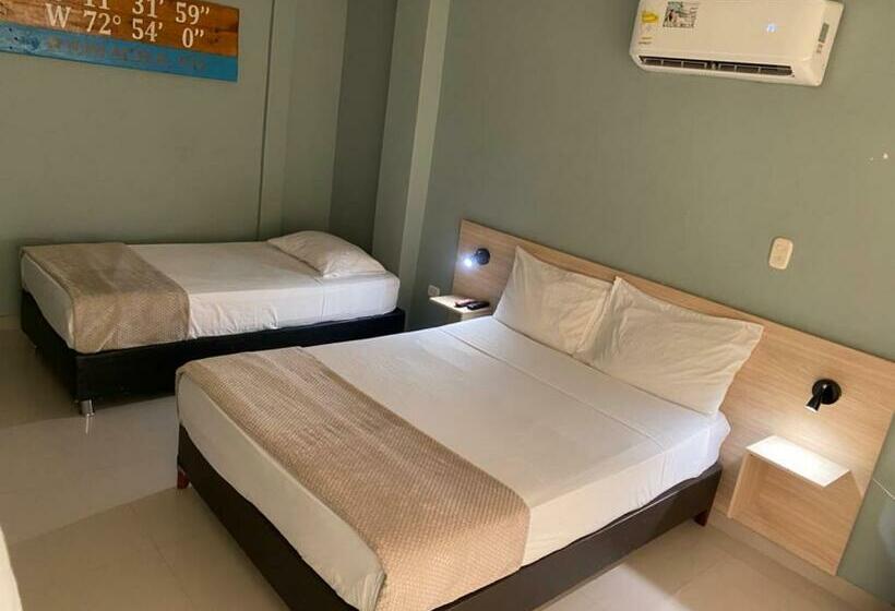 Четырехместный Номер Стандарт, Castillo Del Mar