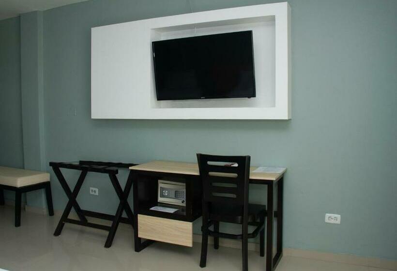 Номер Стандарт Трехместный, Castillo Del Mar