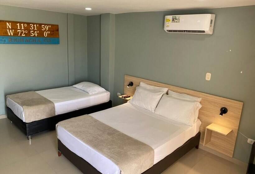 Четырехместный Номер Стандарт, Castillo Del Mar