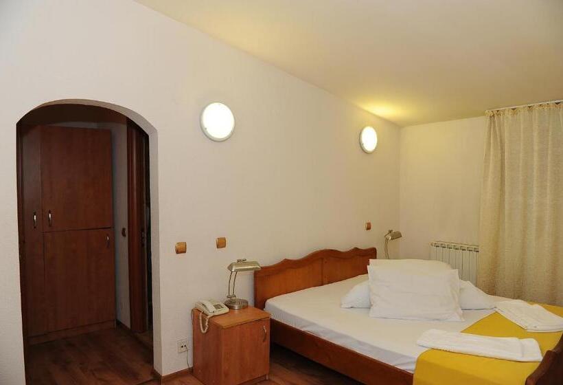 スタンダードルーム, Green House