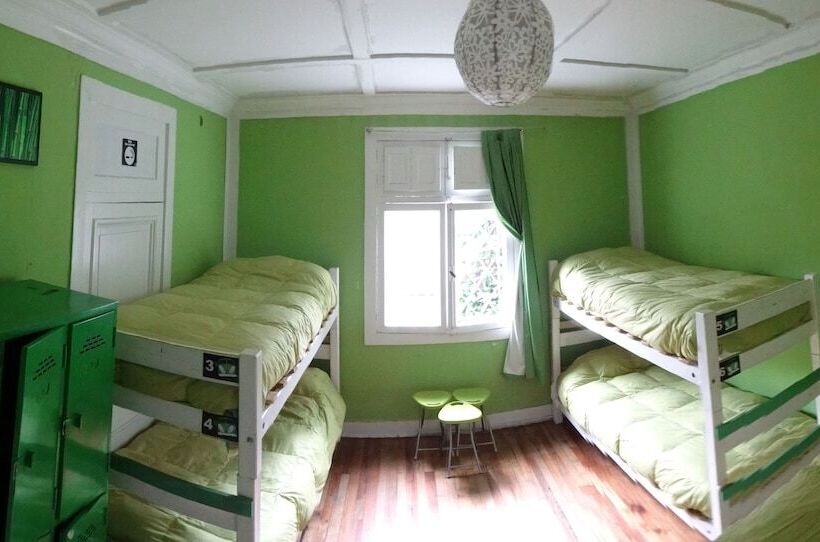 共用房间的床, Kombi Hostel