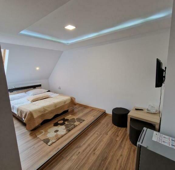 חדר סטנדרט, Marasesti