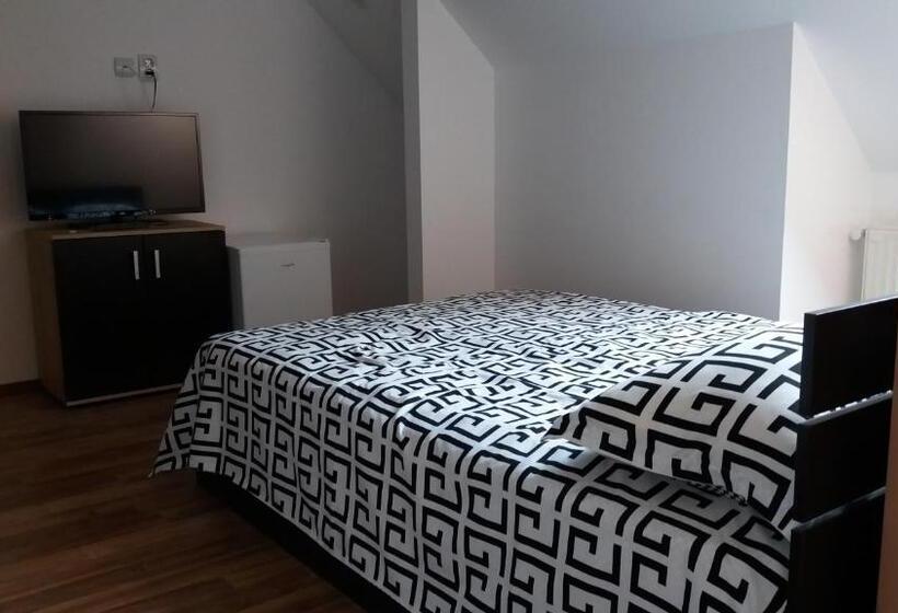 דירת חדר, Marasesti