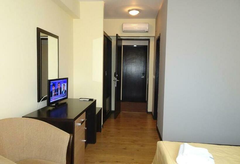 غرفة قياسية, Nord