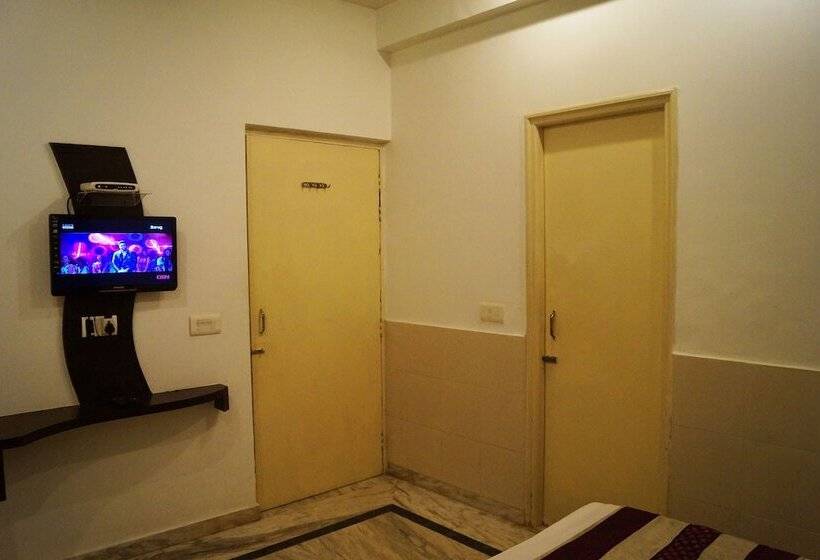 اتاق اجرایی, Optimum Sheela Inn @ Taj
