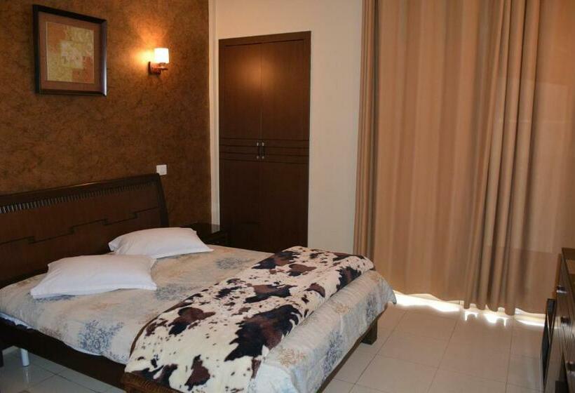Habitación Estándar Individual, Pacha