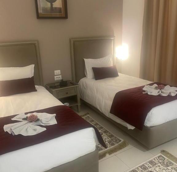 اتاق استاندارد, Pacha