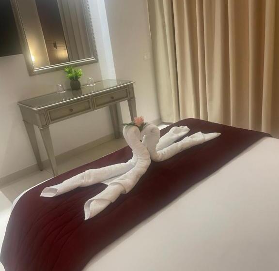 اتاق استاندارد یک نفره, Pacha