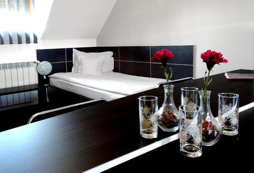 غرفة قياسية, Prince