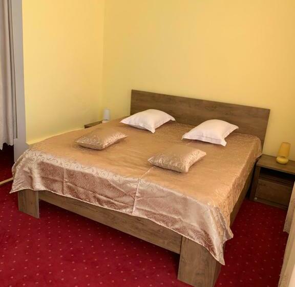 Номер Стандарт, Rares