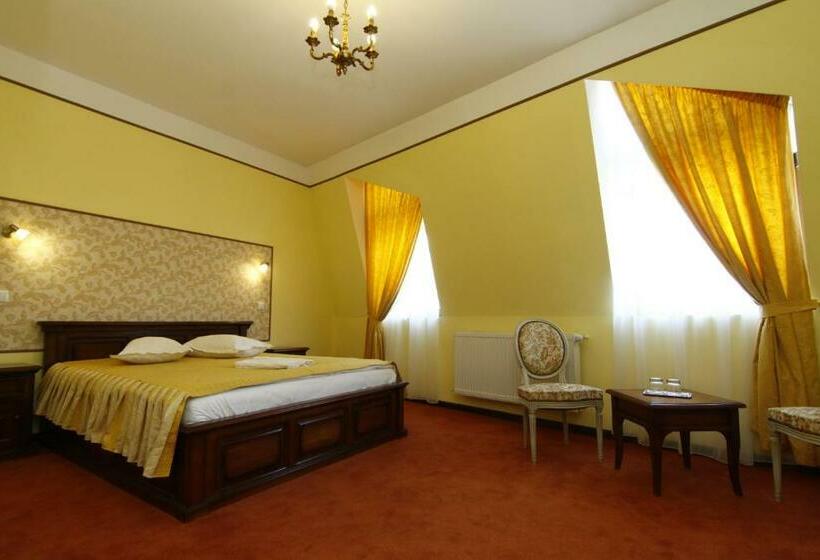 スタンダードルーム, Rin