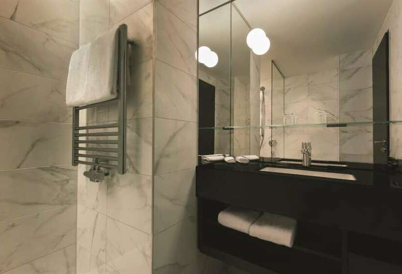 스탠다드 스튜디오, Adina Apartment Hotel Frankfurt Westend