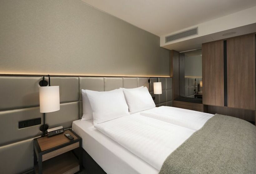 발코니가 있는 1 베드룸 프리미엄 아파트, Adina Apartment Hotel Frankfurt Westend