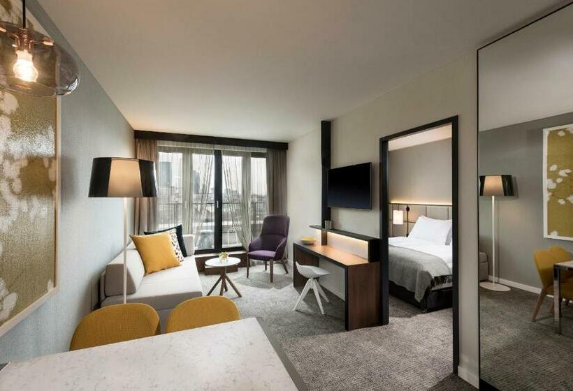 Deluxe-huoneisto 1 Makuuhuone, Adina Apartment Hotel Frankfurt Westend