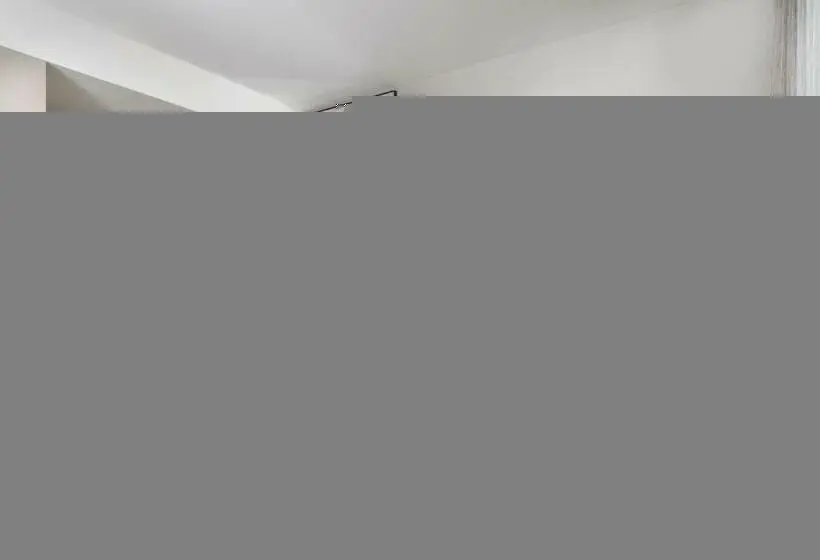 Perhehuone, Adina Apartment Hotel Frankfurt Westend