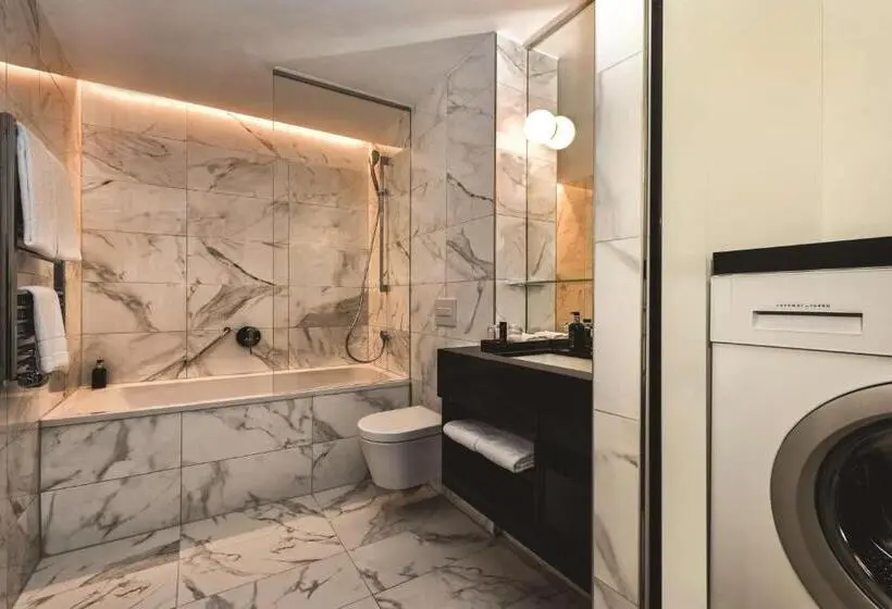 Perhehuone, Adina Apartment Hotel Frankfurt Westend
