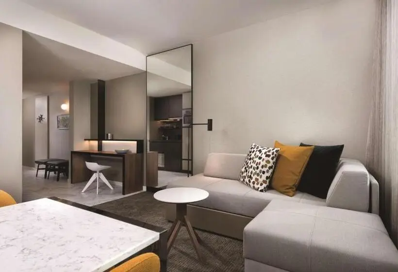 Perhehuone, Adina Apartment Hotel Frankfurt Westend