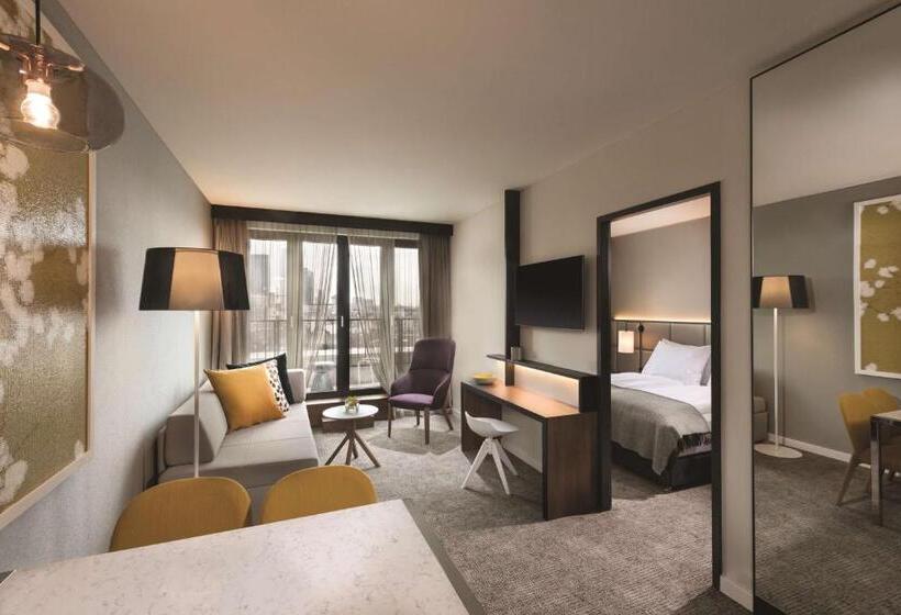 발코니가 있는 1 베드룸 프리미엄 아파트, Adina Apartment Hotel Frankfurt Westend