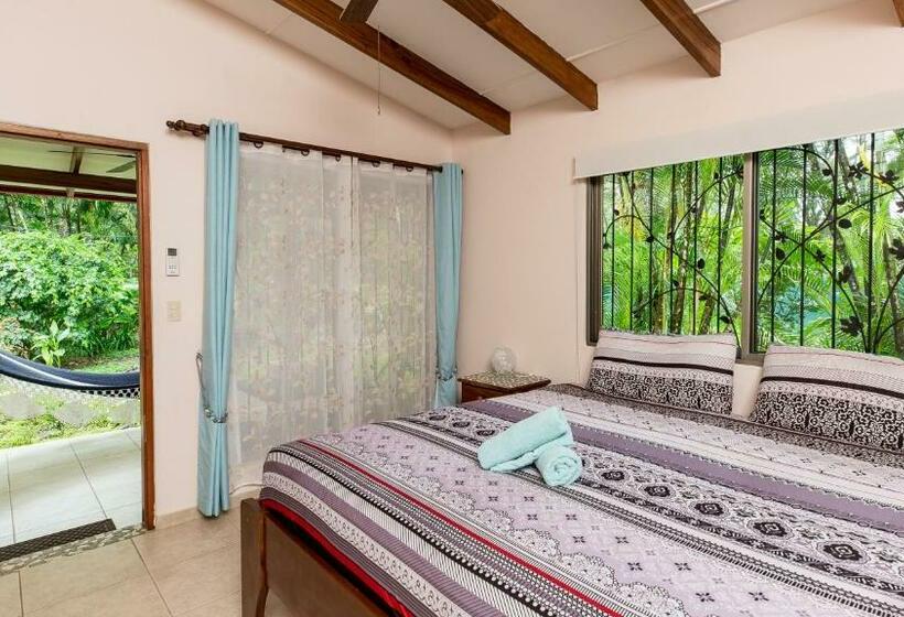 带大床的标准间, Jardín De Los Monos