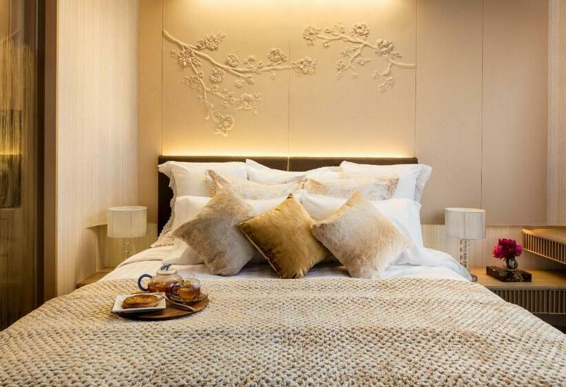 سوئیت با تخت بزرگ, Burlington