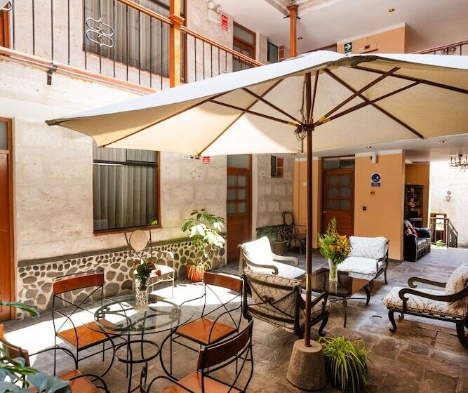 スタンダードシングルルーム, El Portal De San Lázaro