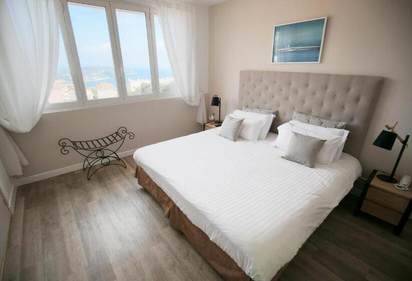 غرفة قياسية رباعية, La Fiancee Du Pirate