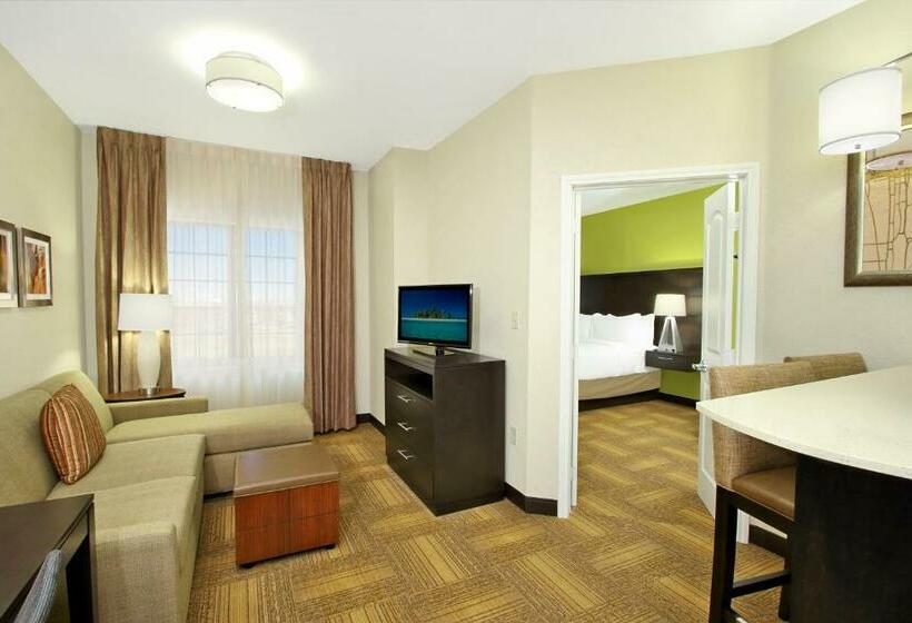 سوئیت با تخت بزرگ, Staybridge Suites   Odessa   Interstate Hwy 20, An Ihg