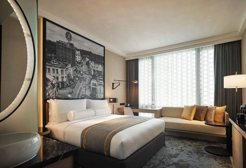 اتاق لوکس, Stripes Kuala Lumpur, Autograph Collection