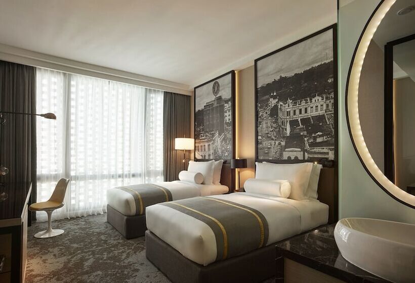 اتاق لوکس, Stripes Kuala Lumpur, Autograph Collection