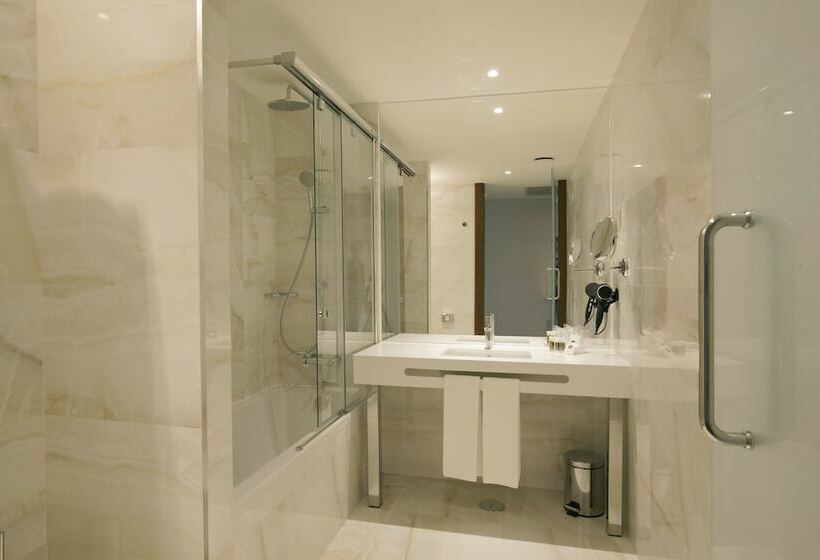 Camera Superiore, Turim Marques