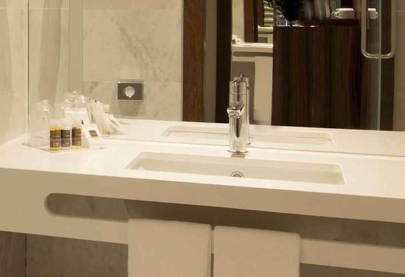 Camera Superiore, Turim Marques