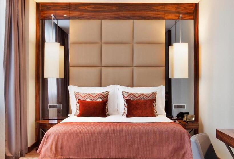 Camera Superiore, Turim Marques