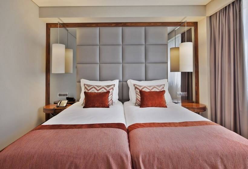 Camera Superiore, Turim Marques