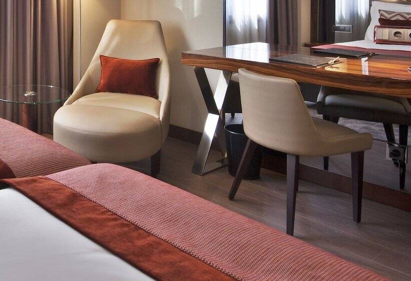 Camera Superiore, Turim Marques